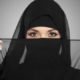 تفسير حلم تغطية الوجه بالطرحة في المنام