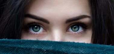 وش اسوي : اعرف شخصيتك من شكل عيونك