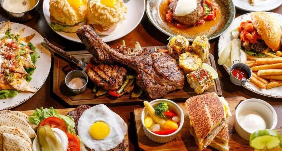 تفسير حلم الوليمة للعزباء والفته وعزائم الأقرباء