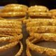 تفسير حلم أساور الذهب للمتزوجة (لابن سيرين)