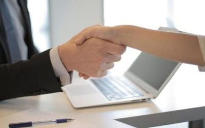 كيف يختار أصحاب الأعمال موظفيهم