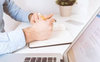 10 وظائف لمحبي الكتابة