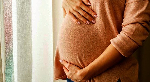 حلمت اني أجهضت وشفت الجنين ولد فما تفسيره لابن سيرين بالتفصيل؟