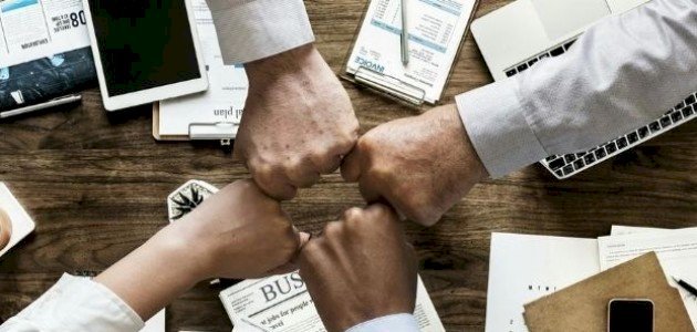 كيف توسع شبكة علاقاتك المهنية